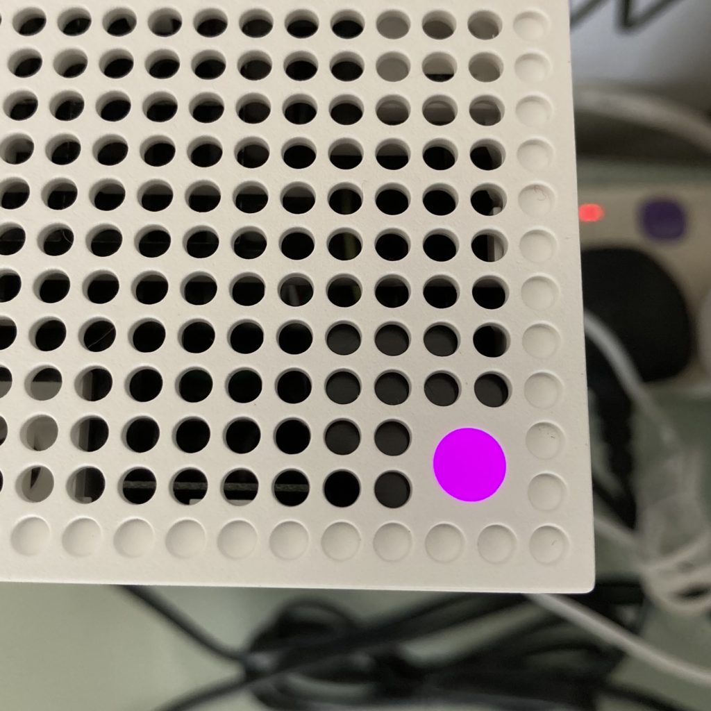 Router 在設定時會顯示紫色燈號